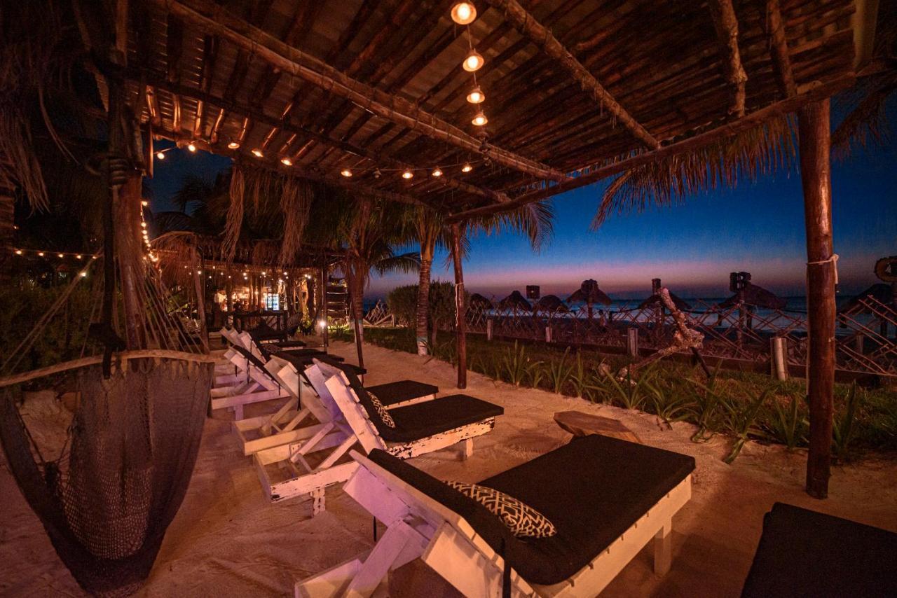 Hotel Villas Tiburon Isla Holbox Exterior photo