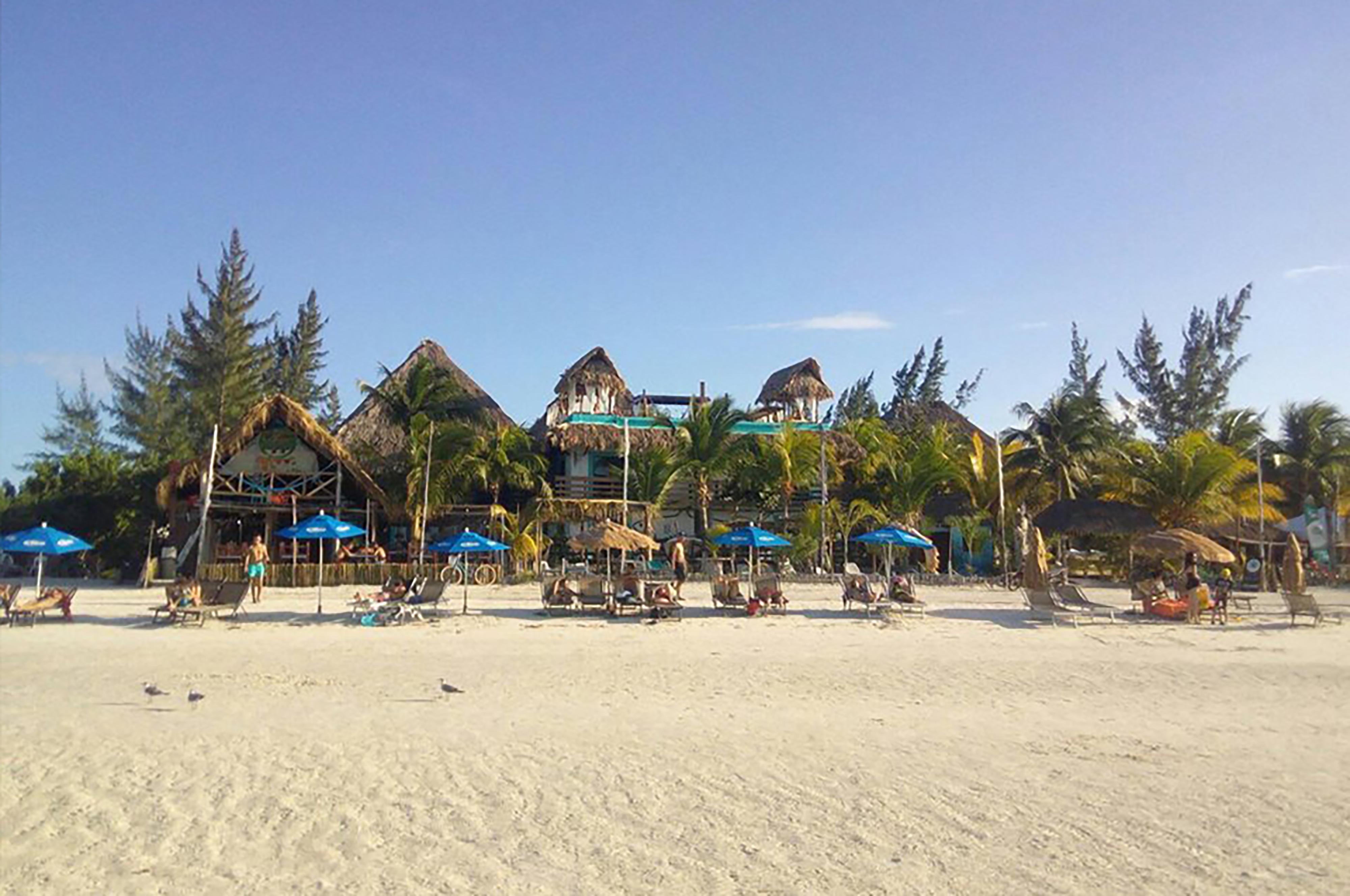 Hotel Villas Tiburon Isla Holbox Exterior photo
